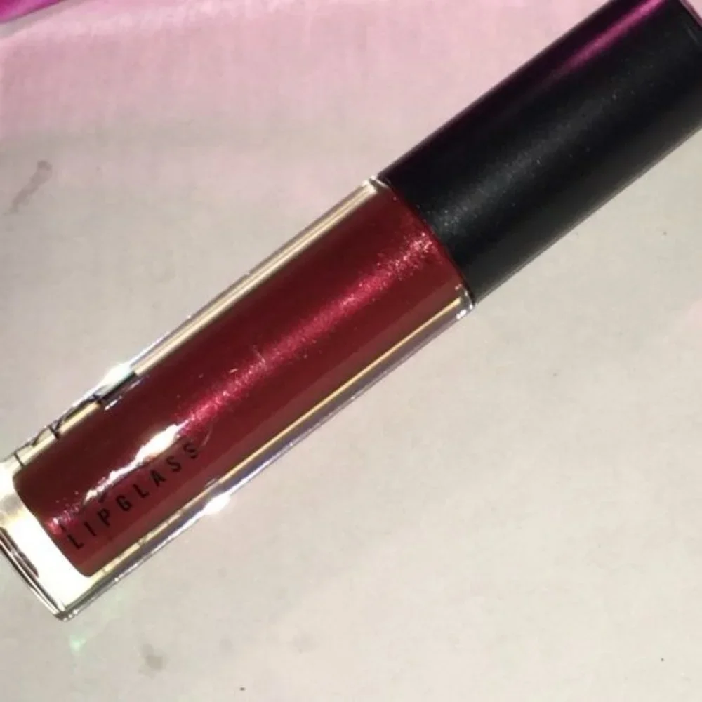 MAC Lip Glass POM DATE full size NWOB